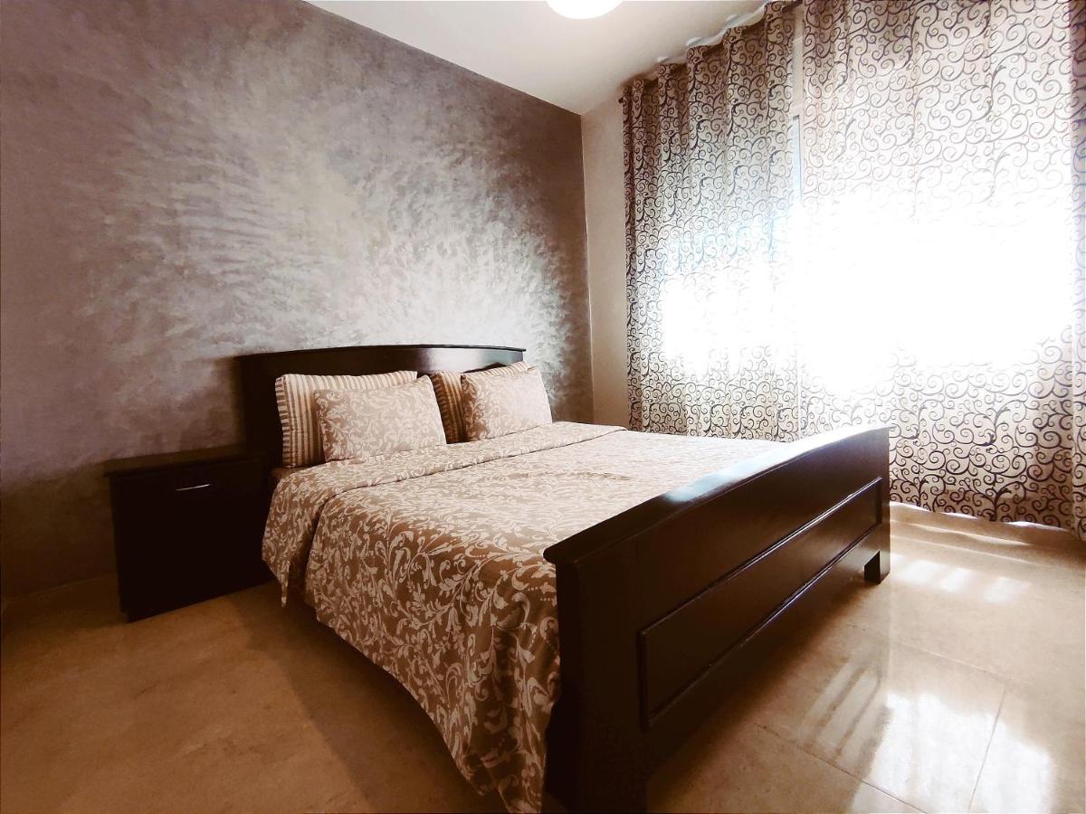 Citycenterflat Rabat Esterno foto